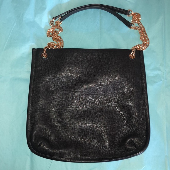 Tory Burch Black Britten Swingpack Leather Bag - Picture 3 of 15